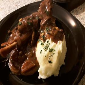 Slow Cooked Lamb Shanks_image