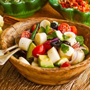 Hearts of palm salad with lime & honey dressing_image