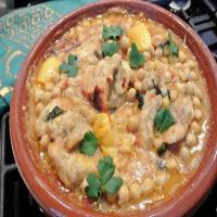 Chicken Tagine with Chickpeas & Apricots_image