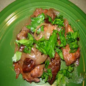 Pork Medallions With Prunes and Red Wine_image