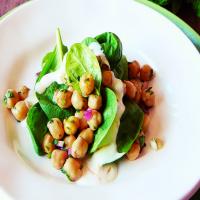 Chickpea and Spinach Salad with Cumin Dressing_image