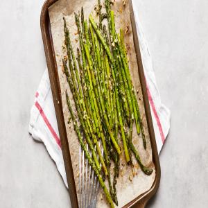 Roasted Asparagus With Garlic_image