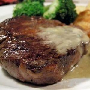 Steaks With Roquefort Sauce image