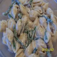 Pasta With Blue Cheese and Walnuts_image
