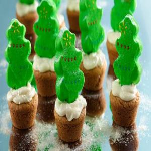 PEEPS® Christmas Tree Cookie Cups_image