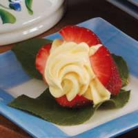 Cream-Filled Strawberries image