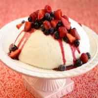 Fresh Cream Cheesecake with Summer Berries_image