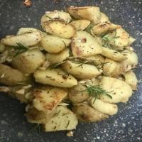 Crispy Rosemary Potatoes_image