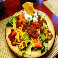 Tater Tot Taco Salad_image