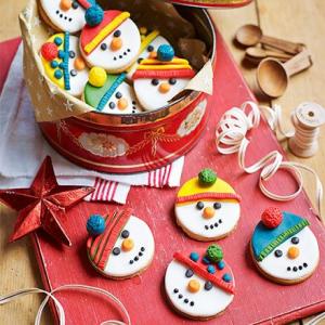 Snowman biscuits image