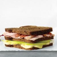 Ham, Brie, and Apple Triple-Decker Sandwich_image