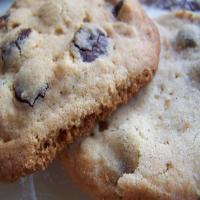 Old-Fashioned Peanut Butter Chocolate Chip Cookies_image