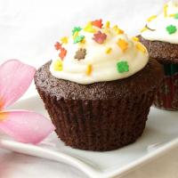 Gingerbread Cupcakes with Cream Cheese Frosting image