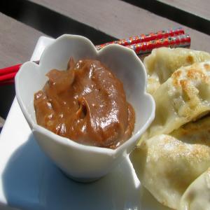 Spicy Peanut Dipping Sauce image