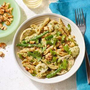 Chicken & Vegetable Penne with Parsley-Walnut Pesto Recipe_image
