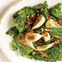 Turnip and Baby Spinach Salad with Warm Bacon Vinaigrette_image