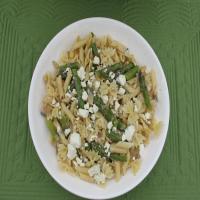 Farfalle With Asparagus, Red Onion, Walnuts & Blue Cheese_image
