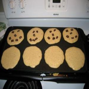 Huge Batch of Whole Grain Pancakes_image