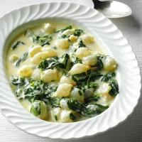 Creamed Spinach & Pearl Onions_image