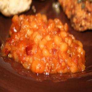 Aunt Vera's Baked Beans image