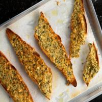 Outrageous Garlic Bread_image