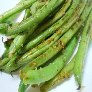 Garlic and Thyme Green Beans image