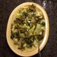 Green Bean and Stuffed Olive Salad_image