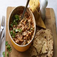 Mushroom, chickpea and spinach curry_image