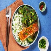 Ginger Lime Salmon with Scallion Rice & Roasted Broccoli_image