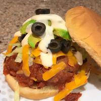 Sarah's Stewed Taco Burgers_image