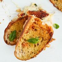 Tomato & mozzarella toastie image