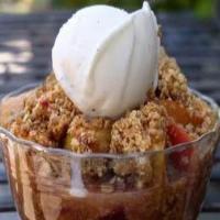 Crunchy Oatmeal Topping Peach Cobbler image