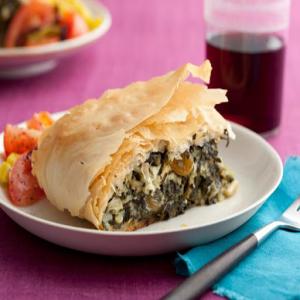 Spinach Pie with Pine Nuts Recipe - (3.9/5)_image