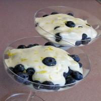 Blueberrries With Lemon Cream_image