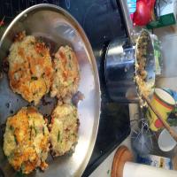 Cheesy Quinoa and Broccoli Patties image