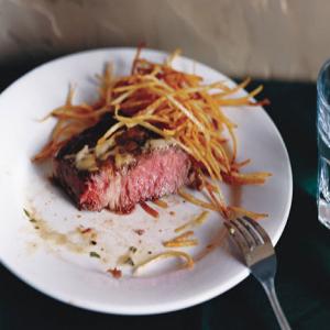 Pan-Seared Rib-Eye Steak with Béarnaise (Entrecôte Béarnaise)_image