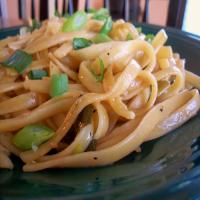 Garlic Scallion Noodles image