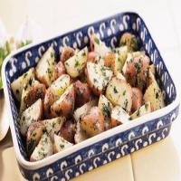 New Potatoes with Garlic and Cilantro_image