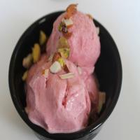 Strawberry Frozen Yogurt Without Ice Cream Maker image