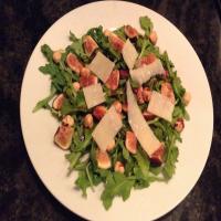 Mixed Greens With Fig and Wine Dressing_image