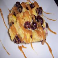Blueberry Bread Pudding With Caramel Sauce_image
