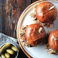 Rum and Coke Pulled Pork Sandwich. Slow Cooker_image