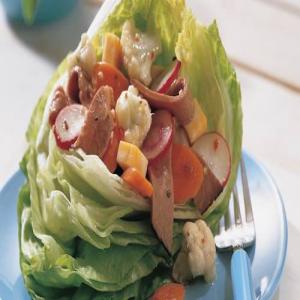 Beef and Vegetables on Lettuce Boats_image