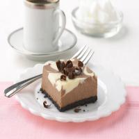 Cappuccino Chocolate-Swirl Cheesecake Bars_image