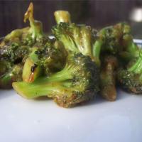 Stir-Fry Broccoli With Orange Sauce_image
