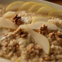Risotto with Gorgonzola, pear and walnuts_image