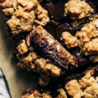 Gooey Oatmeal Fudge Bars_image