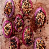 Red Onions Stuffed with Parsley Breadcrumbs image