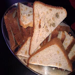 Gluten-Free Apple, Cheddar, Walnut Bread (Abm)_image
