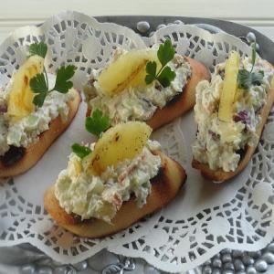 Grilled Pineapple and Bacon Blue Cheese Bruschetta_image